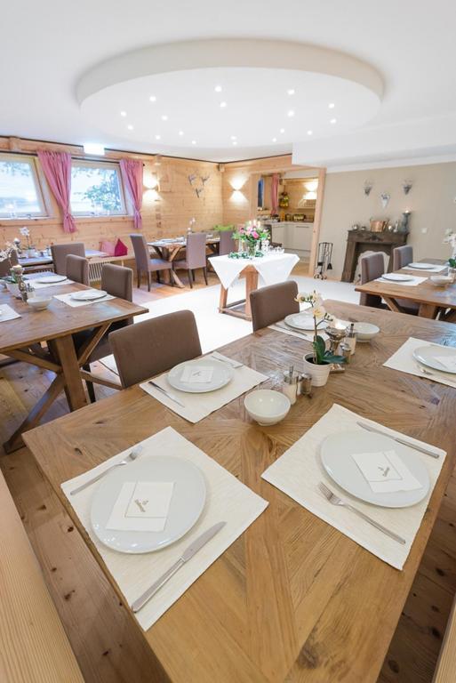 Hotel Garni - Chiemsee-Pension-Seebruck Seeon-Seebruck Extérieur photo